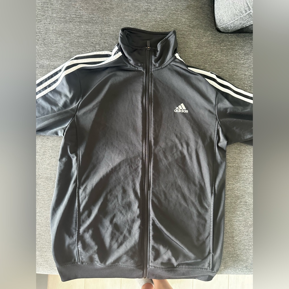 Adidas Sweater